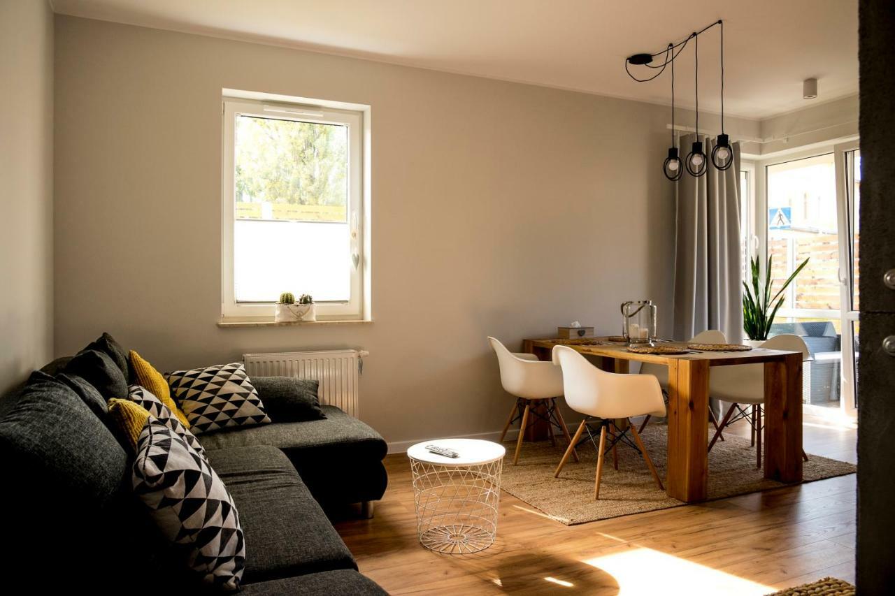 Przystan I Apartment โอสโตรดา ภายนอก รูปภาพ