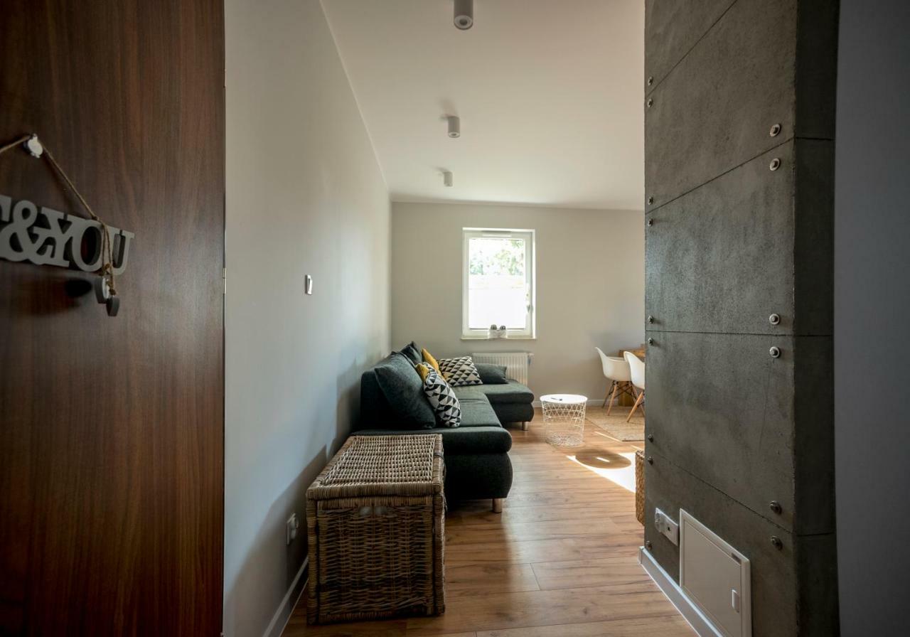 Przystan I Apartment โอสโตรดา ภายนอก รูปภาพ
