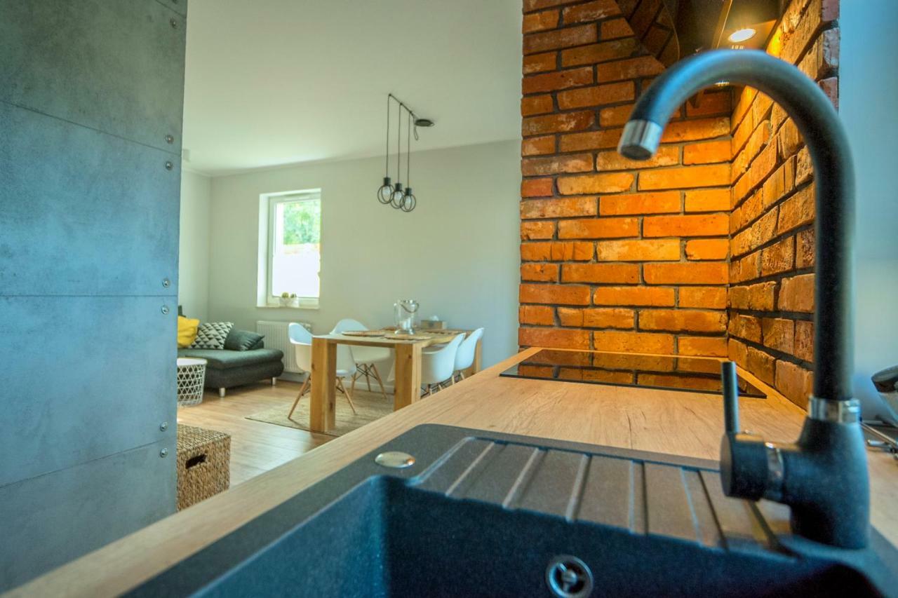 Przystan I Apartment โอสโตรดา ภายนอก รูปภาพ