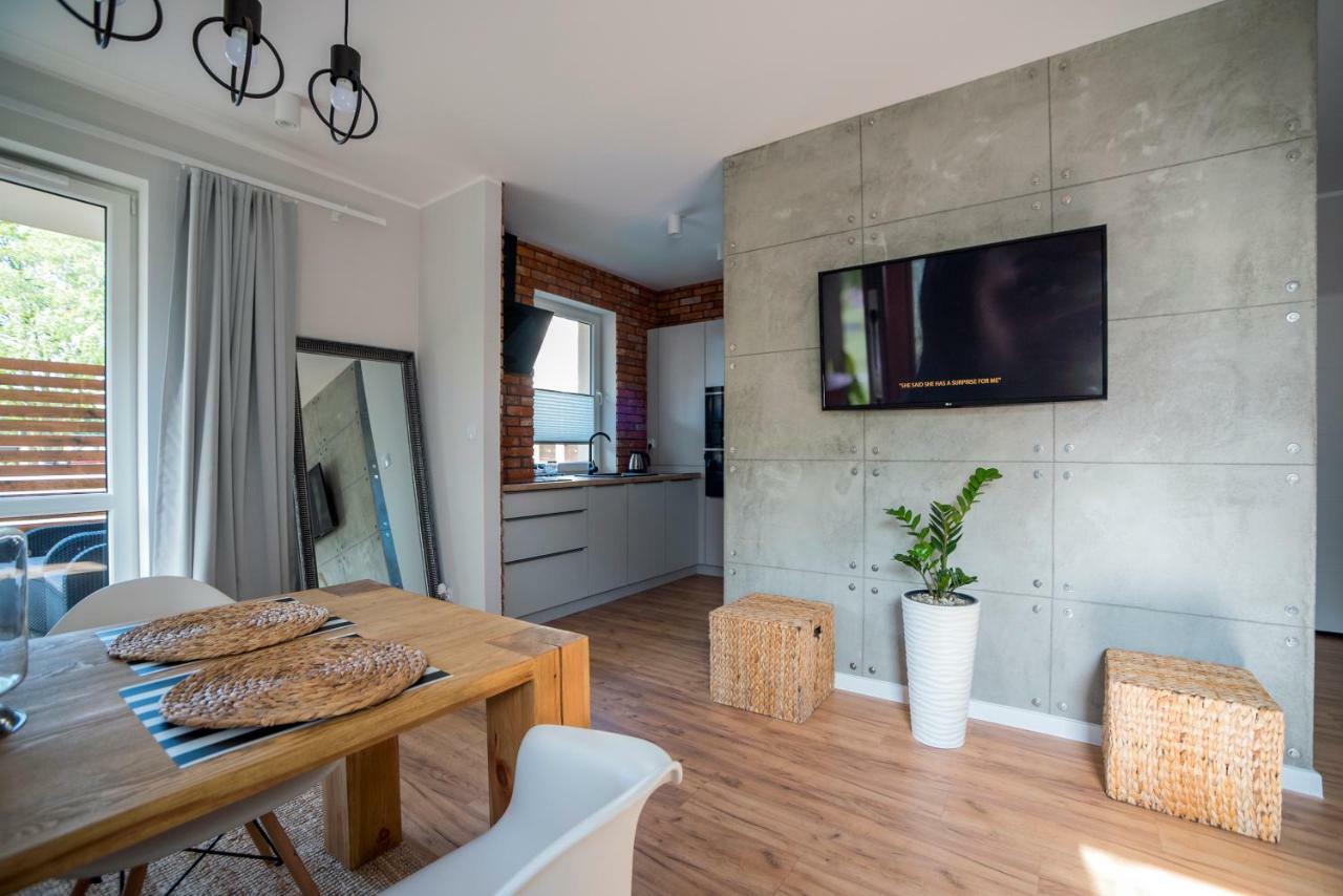 Przystan I Apartment โอสโตรดา ภายนอก รูปภาพ