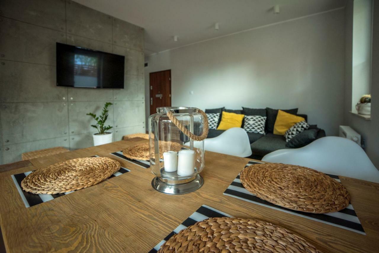 Przystan I Apartment โอสโตรดา ภายนอก รูปภาพ