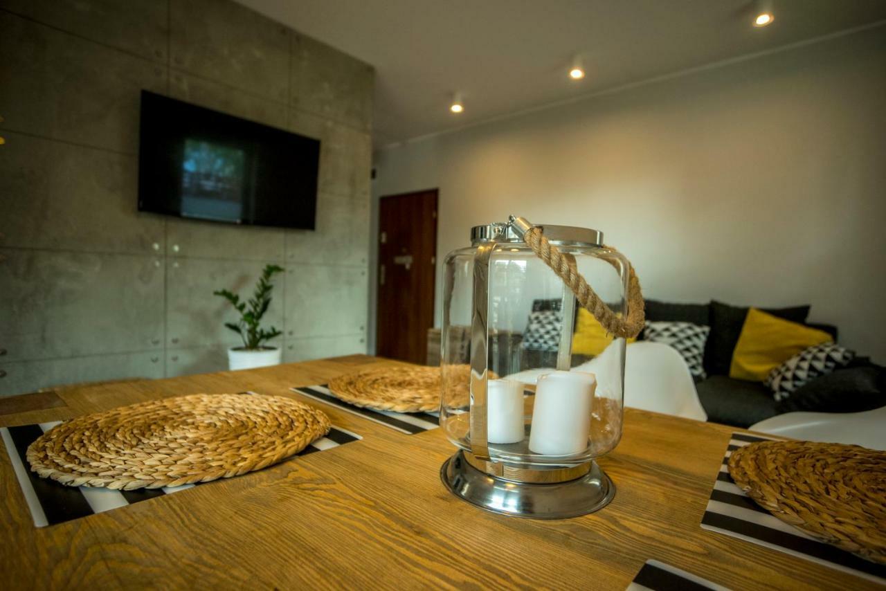 Przystan I Apartment โอสโตรดา ภายนอก รูปภาพ