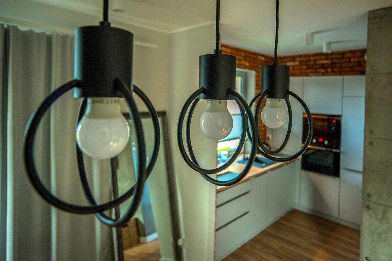 Przystan I Apartment โอสโตรดา ภายนอก รูปภาพ